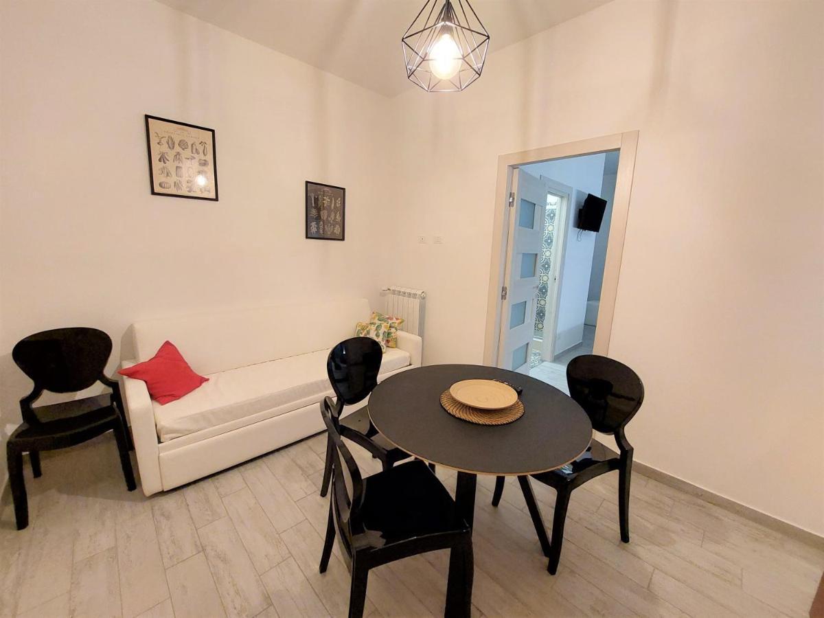 Leone Apartments Палермо Екстер'єр фото